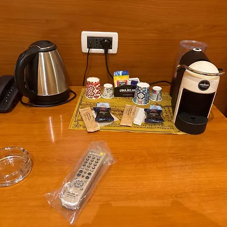 Hotel Parigi *